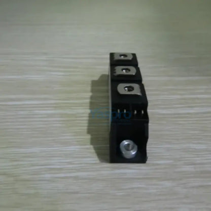 IXYS MCC25-08IO1B Thyristor Module 25A 800V