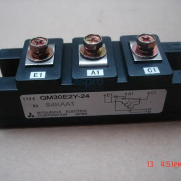 QM30E2Y-24 Mitsubishi Darlington Transistor Module