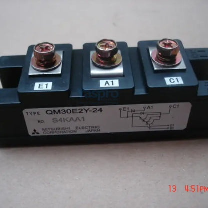 QM30E2Y-24 Mitsubishi Darlington Transistor Module